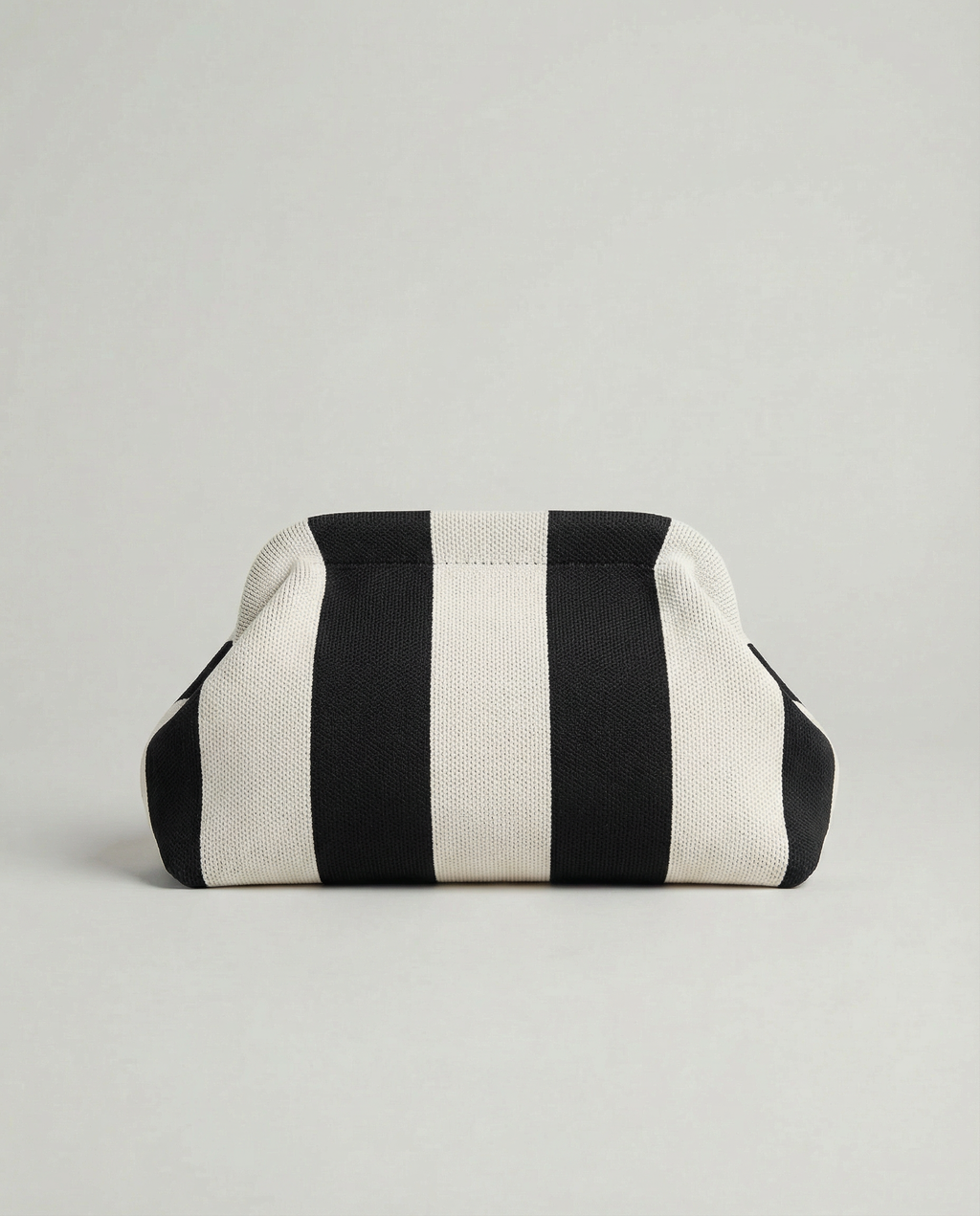 THE POUCH — CAPRI