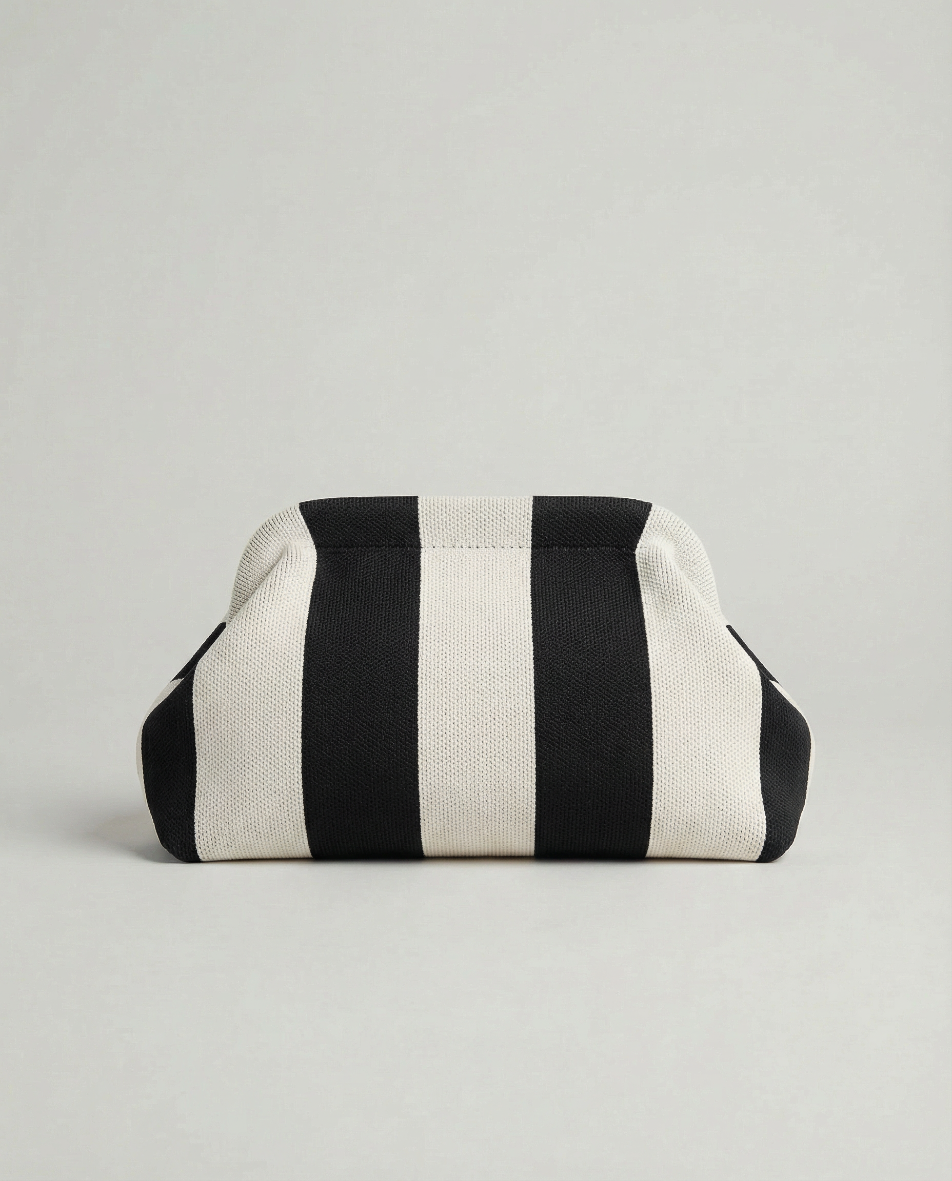 THE POUCH — CAPRI