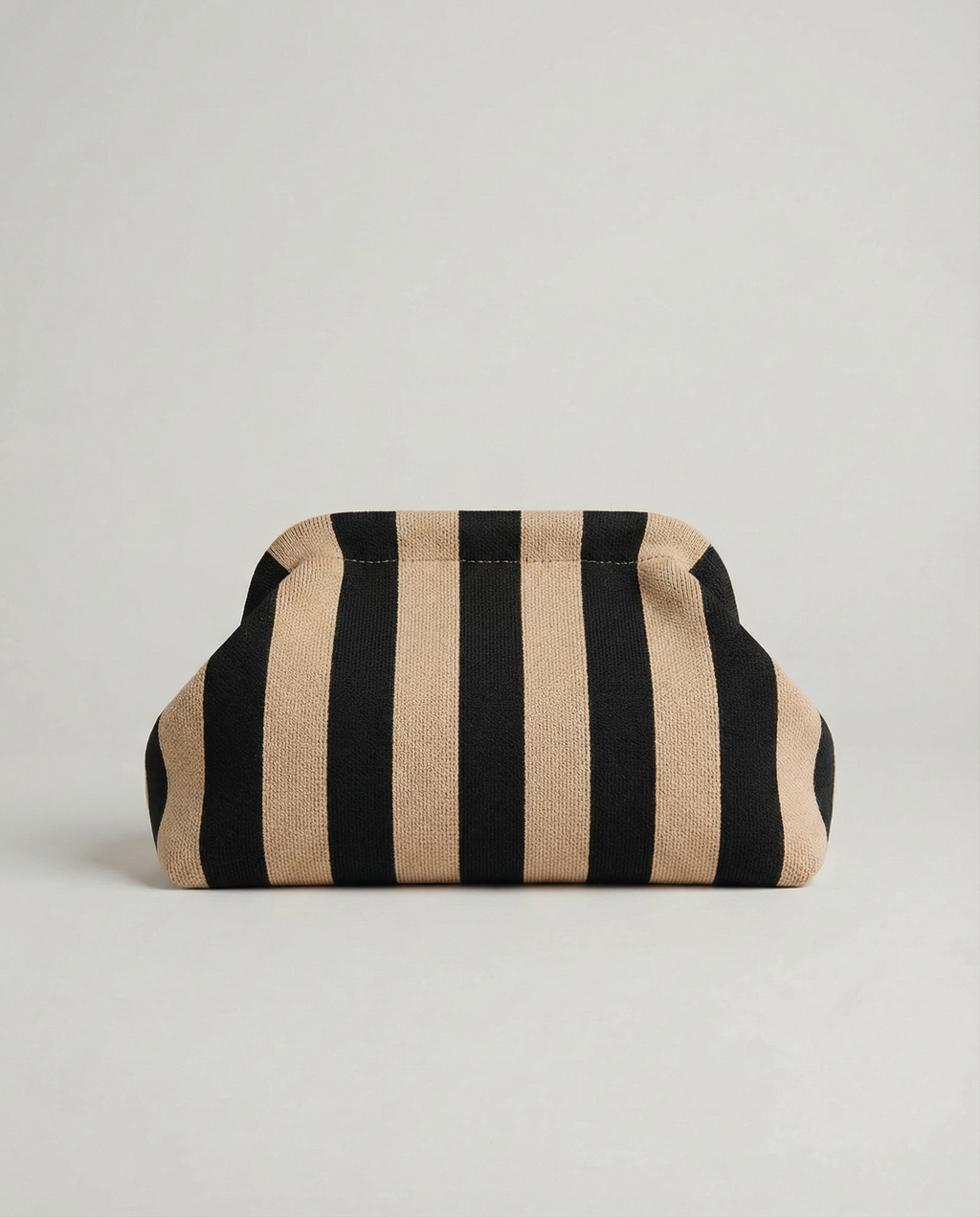 THE POUCH — CAPRI