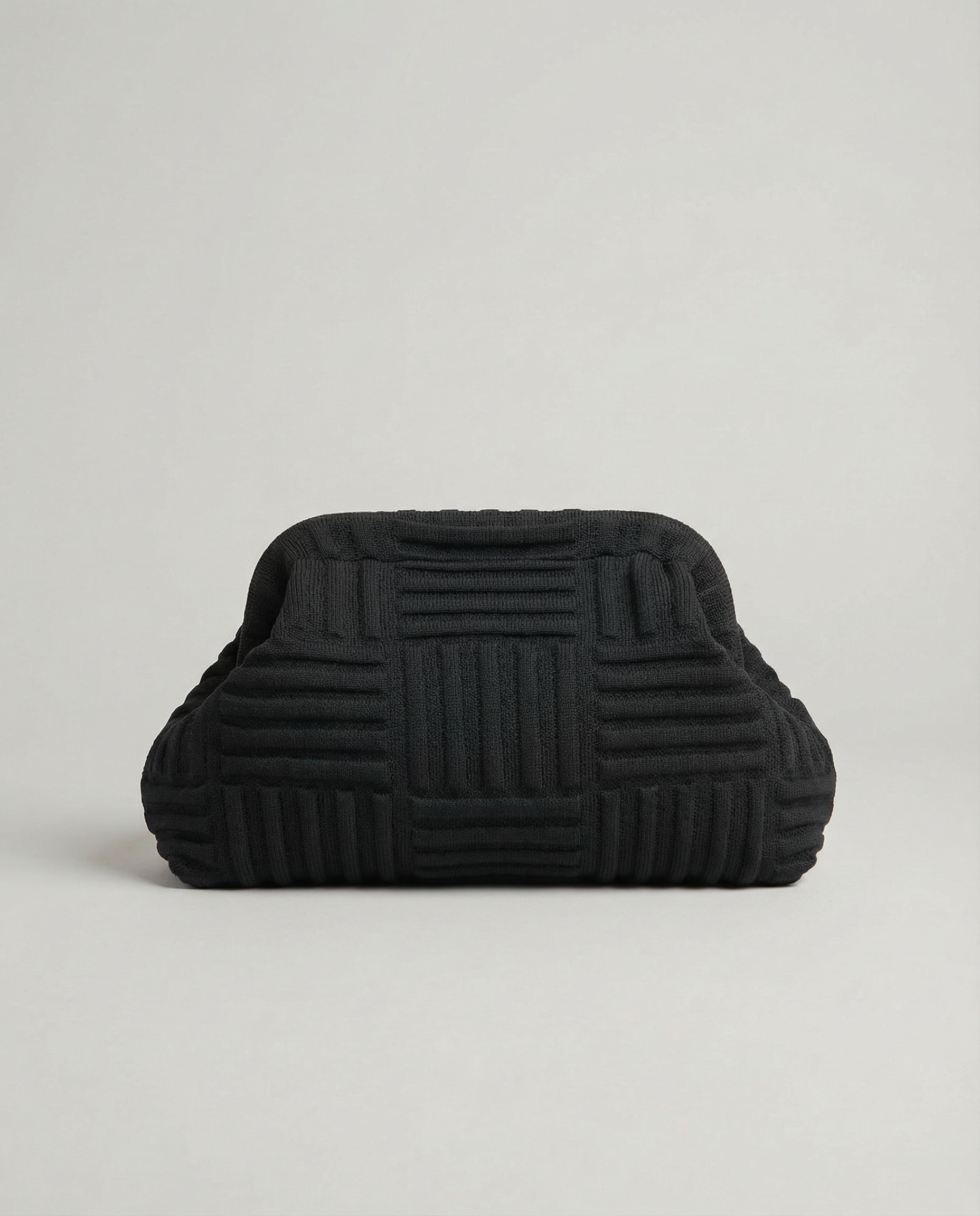 THE POUCH — MILANO