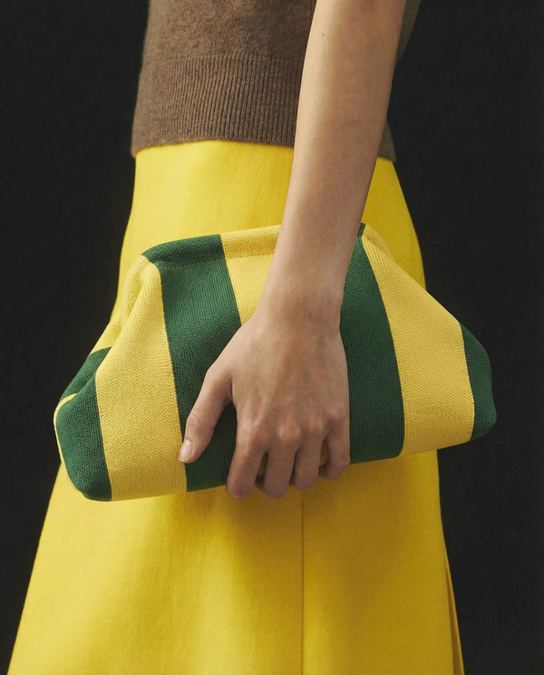 THE POUCH — BRASIL