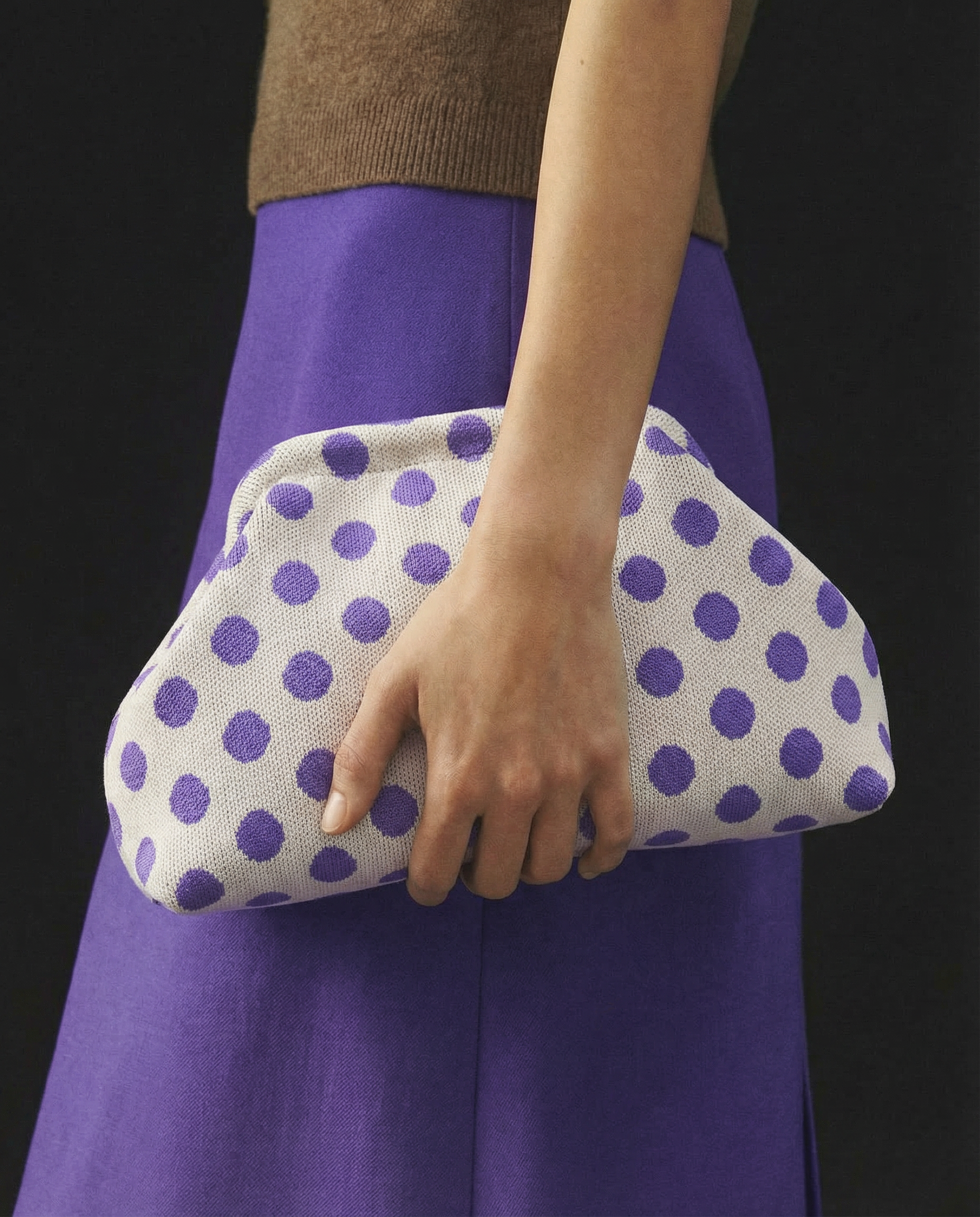 THE POUCH —VALENSOLE