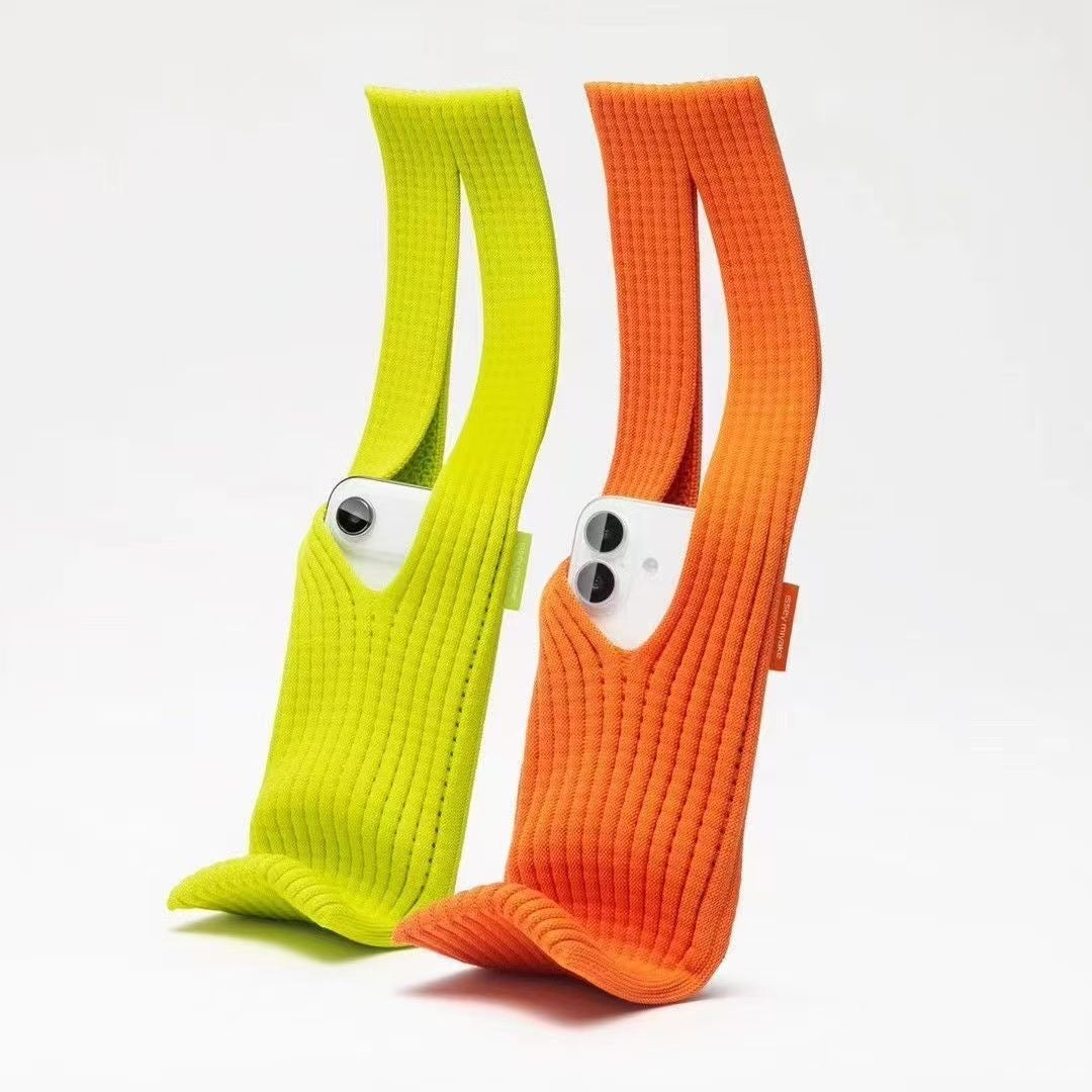 THE PHONE SLING — MYRTILLE